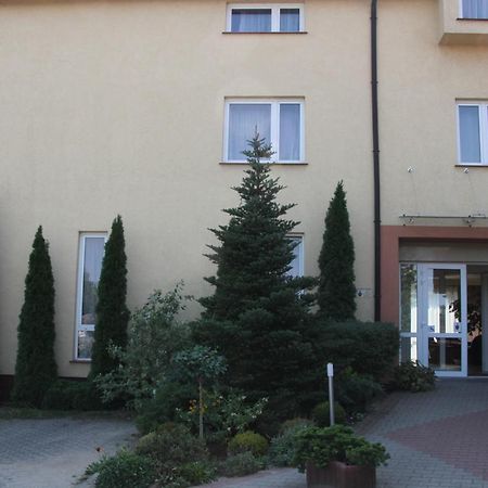 Hotel Przylesie Sierosław Dış mekan fotoğraf