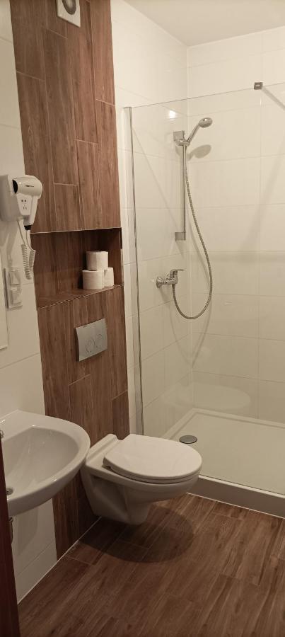 Hotel Przylesie Sierosław Dış mekan fotoğraf