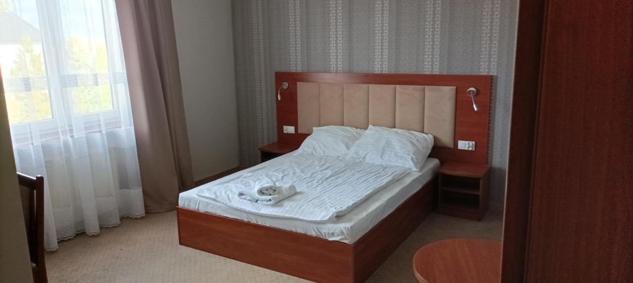 Hotel Przylesie Sierosław Dış mekan fotoğraf