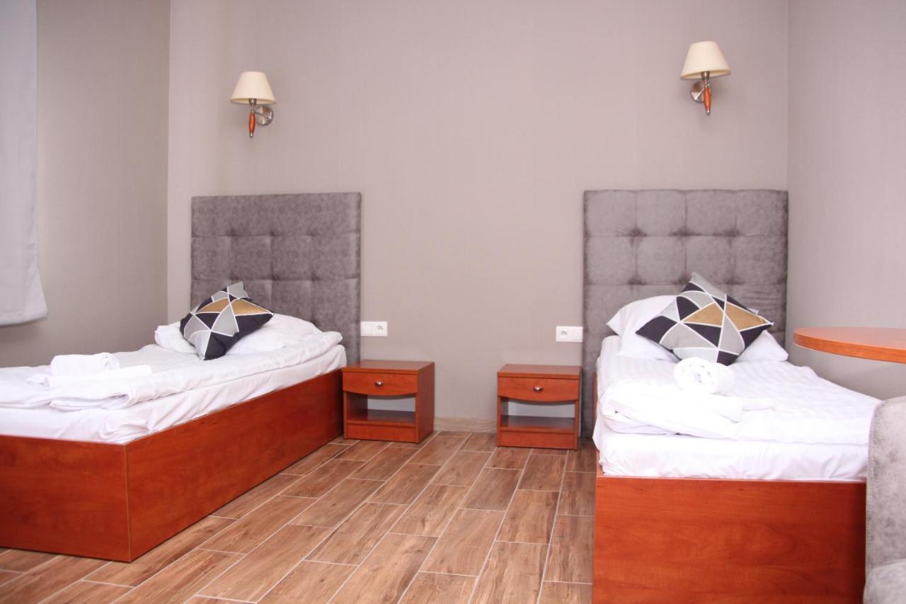 Hotel Przylesie Sierosław Dış mekan fotoğraf